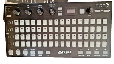 Akai Professional Fire Midi Controller für FL Studio für Musik Produktion