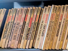 DAW VINTAGE (yellow spine)  pbs, Multiple authors available, Your Choice