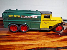 ERTL 1931 Hawkeye DELIVERY TRUCK BANK CUB FOODS DIECAST Limited Edition