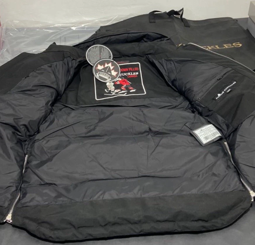 Black Moose Knuckles Puffer Coat. - Image 2 of 4