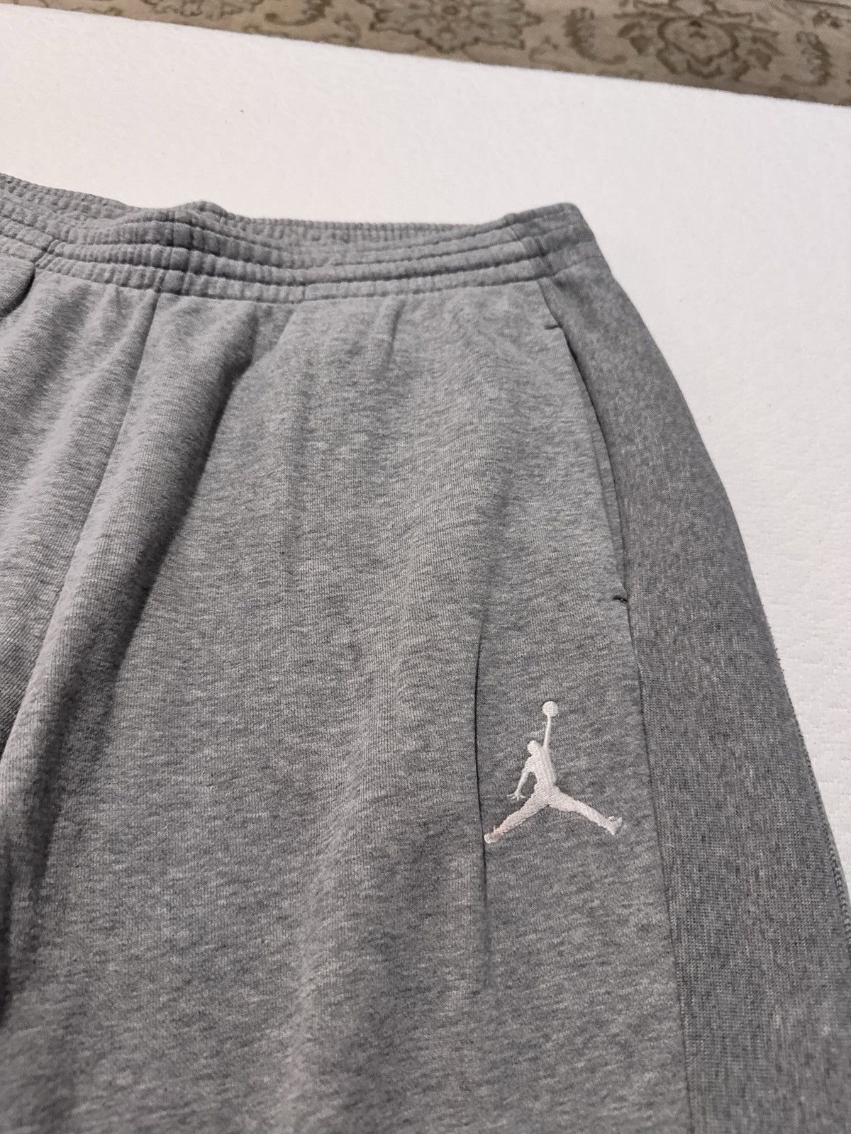 Jordan Cuffed Drawstring Sweatpants Gray Men XXL … - image 4