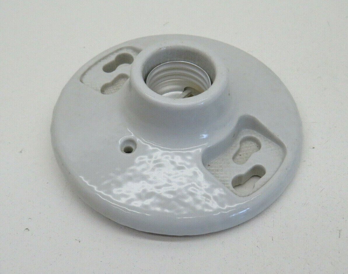 Leviton 0009875 Porcelain Lamp Holder Lampholder Fixture 660W 250V Max