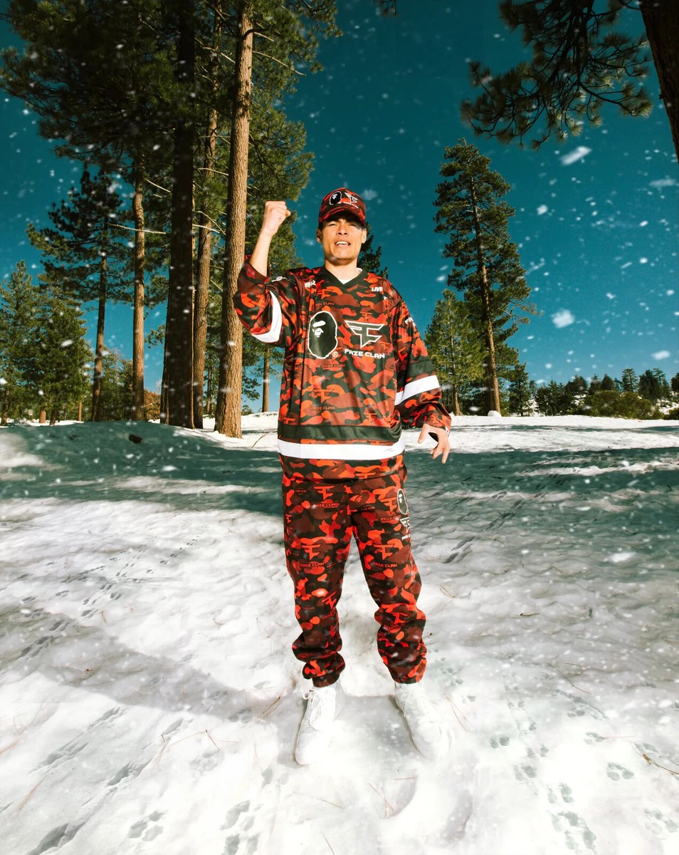 A Bathing Ape BAPE x Faze Clan Sweat Pants Red 1I73-152-903