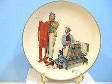 NORMAN ROCKWELL - FALL  "CHILLY RECEPTION"  PLATE