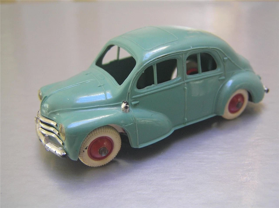 Norev modelo plástico vintage Renault 4CV con base de hojalata escala 1/43 hecho en Francia Foto 2 de 4