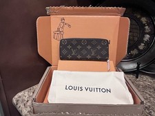 Louis Vuitton Monogram Clemence Wallet Rose Ballerine