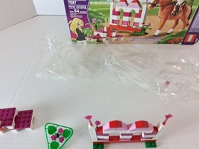 LEGO 7587 Belville: Horse Jumping Building Set ALMOST COMPLETE! MISSING 2 PIECES