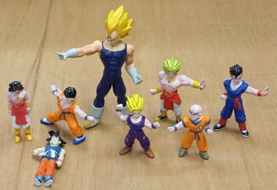 DRAGON BALL Z LOT DE 08 FIGURINES Années 90-00 - Photo 1/2