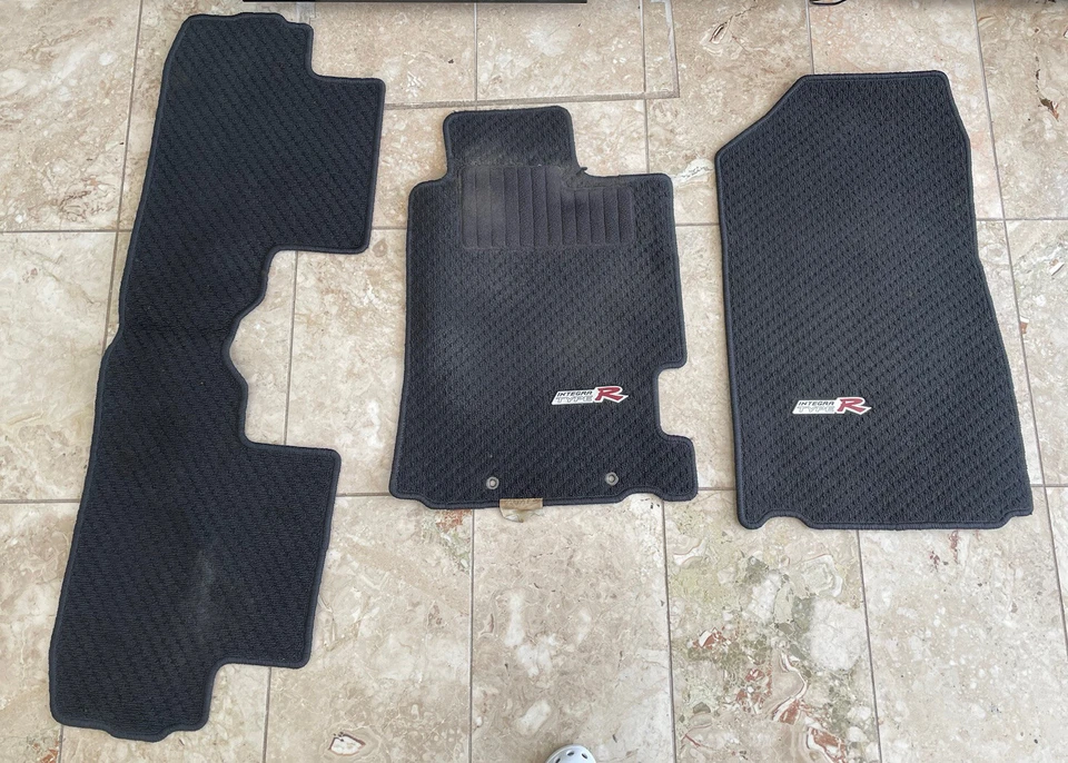 HONDA INTEGRA DC5 FLOOR MATS BLACK JDM K20 HONDA ACCESS - Image 3 of 4