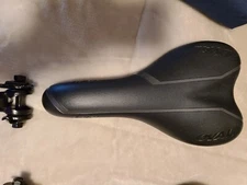 Oval Concepts Bike Seat Black Selle Royal Brand New Never Used