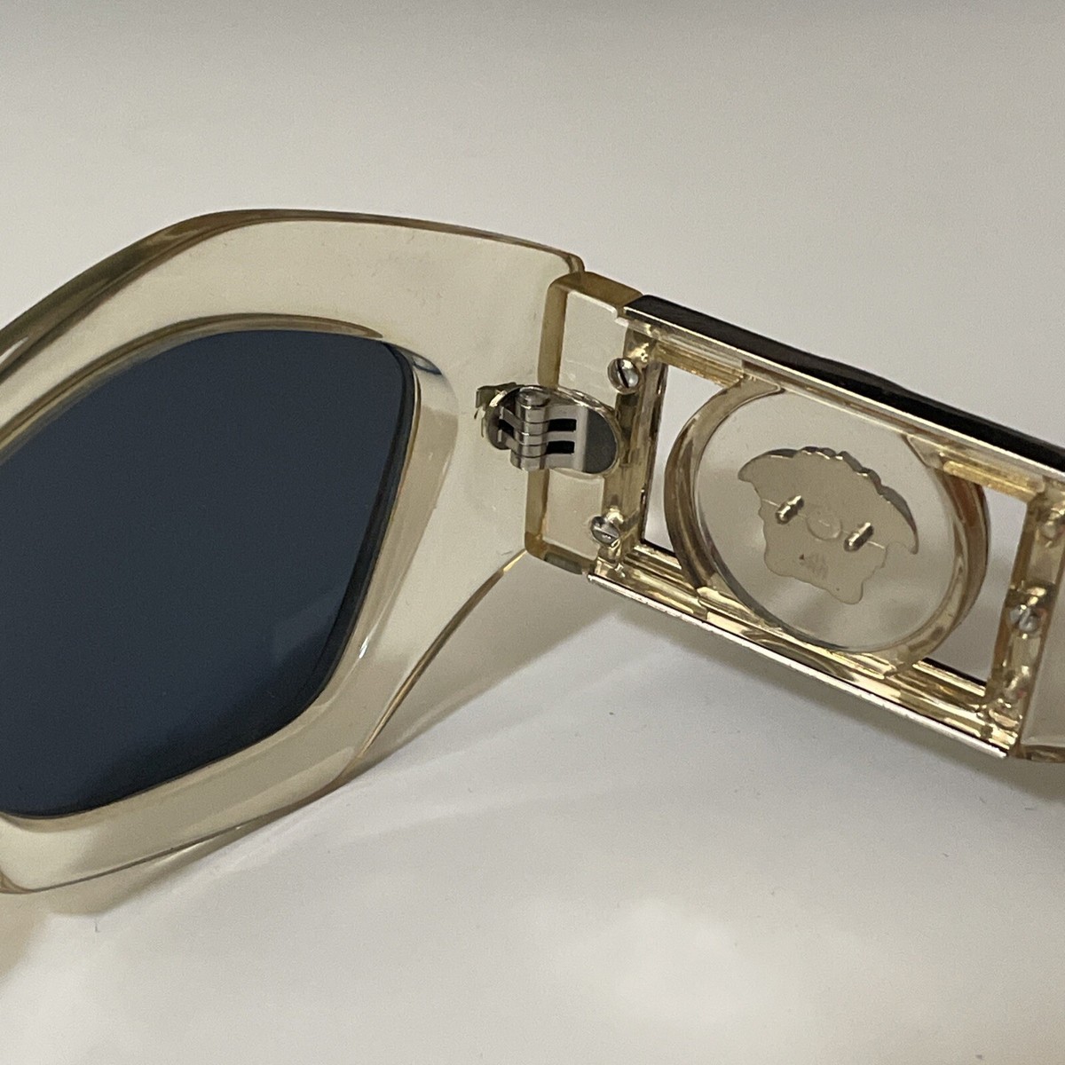 あ*ん様 ヴェルサーチ　サングラス　MOD421/B COL900 RARE! AUTH. GIANNI VERSACE MOD.421/B COL.900 Medusa Black