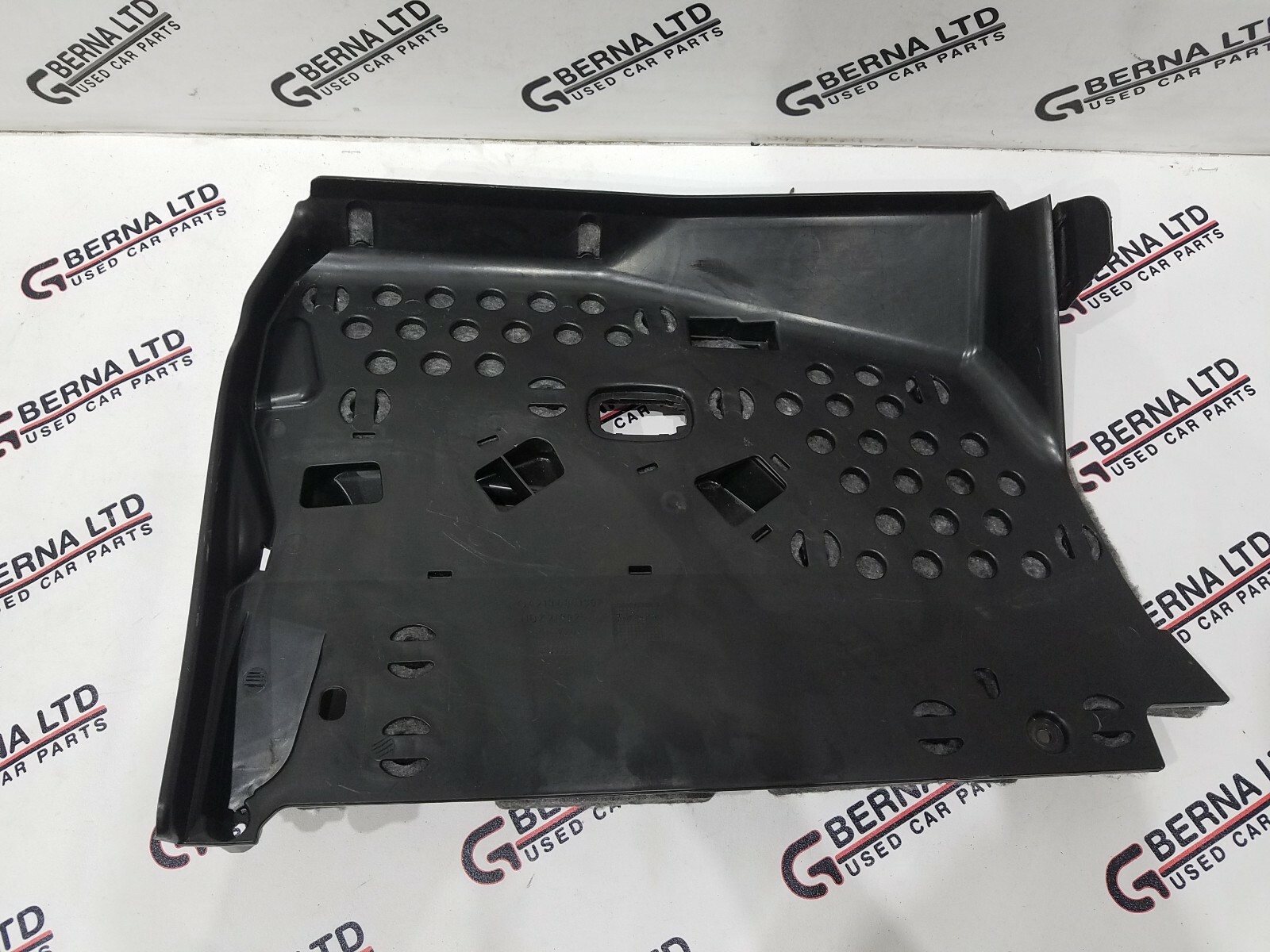 MERCEDES W213 Estate 16 - on Going Cover Trim A2136801307 for sale 