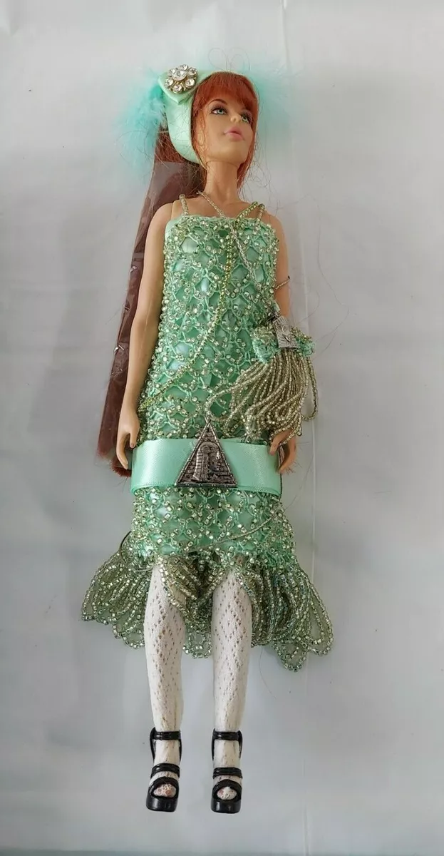 Lady Paradise Fashion Doll by Jakks Pacific Red Hair Green Eyes