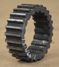 73-466-1 HUB ( 19 / 25 TOOTH ) - SPICER TRANSMISSION **NEW**