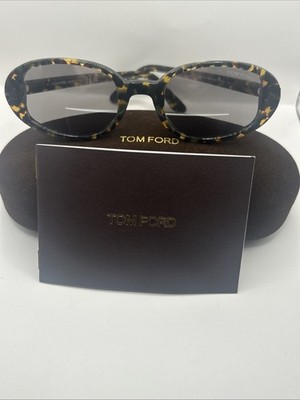Tom Ford FT1364 55C Iggy Sunglasses Flawless Authentic Brand New With Case 49mm