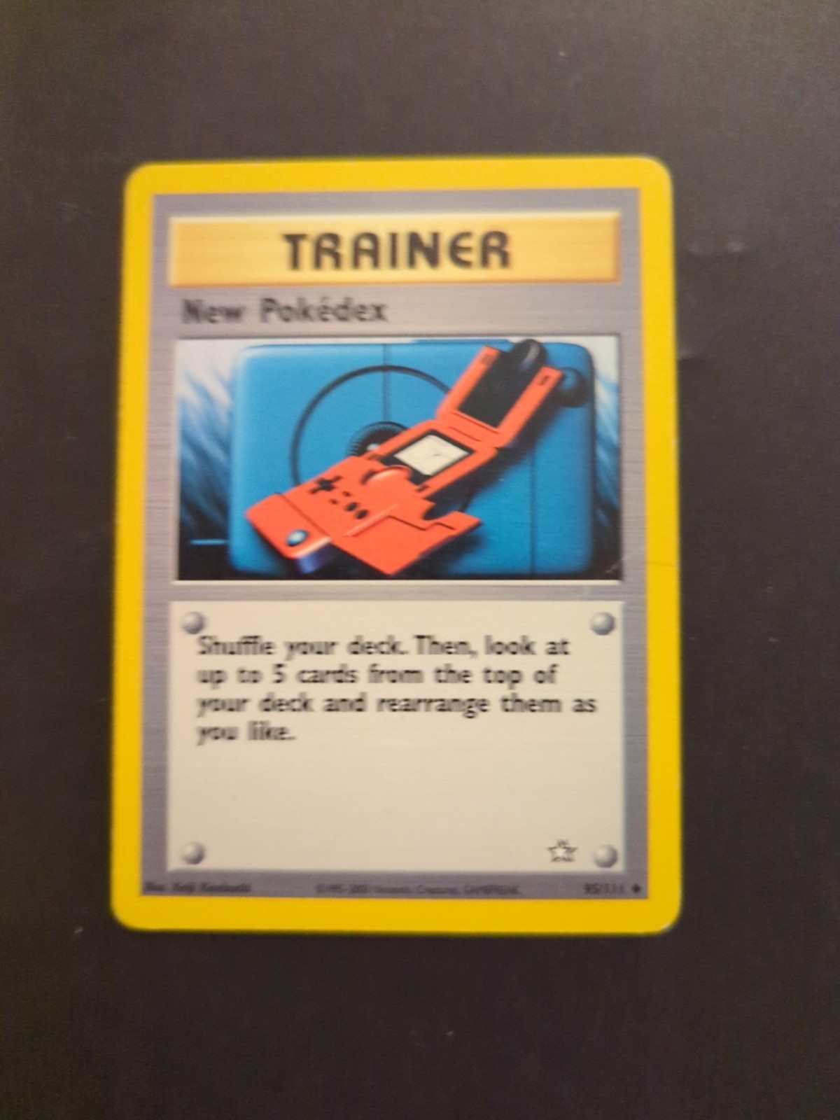 New Pokedex 95/111 Uncommon Neo Genesis Unlimited Pokemon TCG Card WOTC 2000