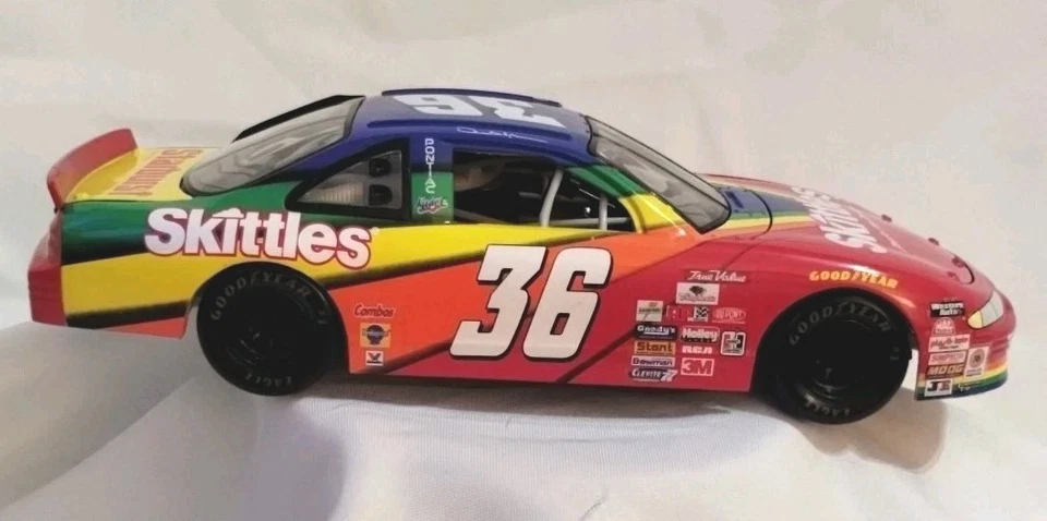 Ertl 1/18 Scale 7371 -1997 Pontiac Grand Prix Stock Car Nascar - #36 Skittles - Image 2 of 4