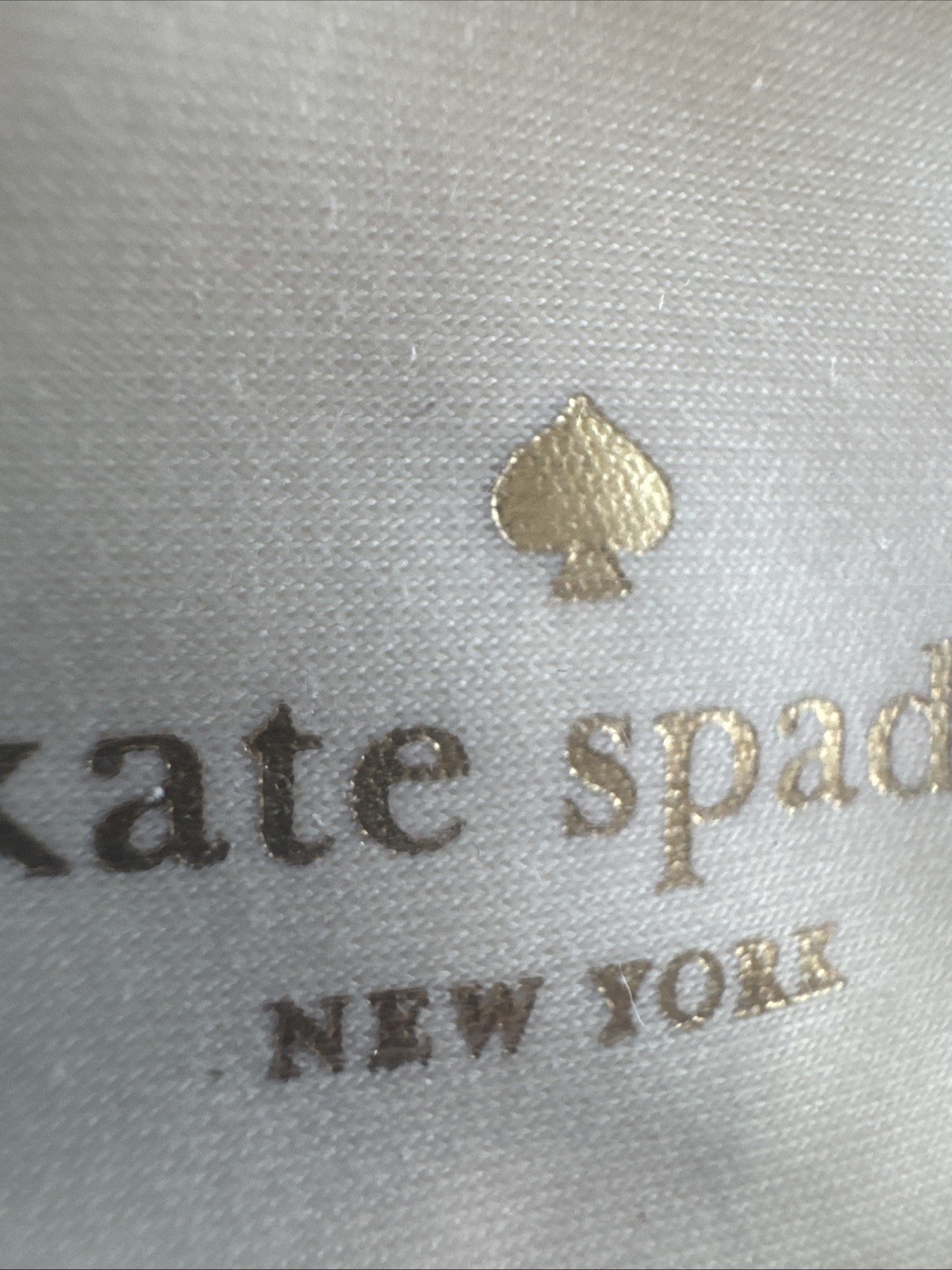 New in Package Kate Spade NY Eyeglass Glasses Sunglasses Cleaner Cloth Sealed thumbnail 4