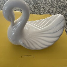 Ceramic White Swan Bird Towel Holder Bathroom Accessory Home Decor Elegant Art
