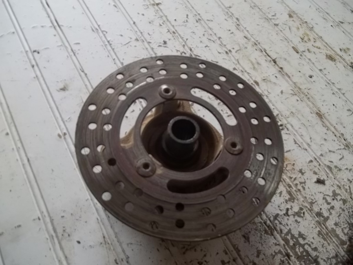 2000 KAWASAKI PRAIRIE 300 2WD FRONT HUB WITH ROTOR | eBay