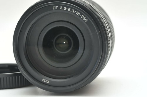 Sony SAL18250 Alpha DT 18-250mm f/3.5-6.3 Lens FOR SONY ALPHA A MOUNT - Picture 4 of 5