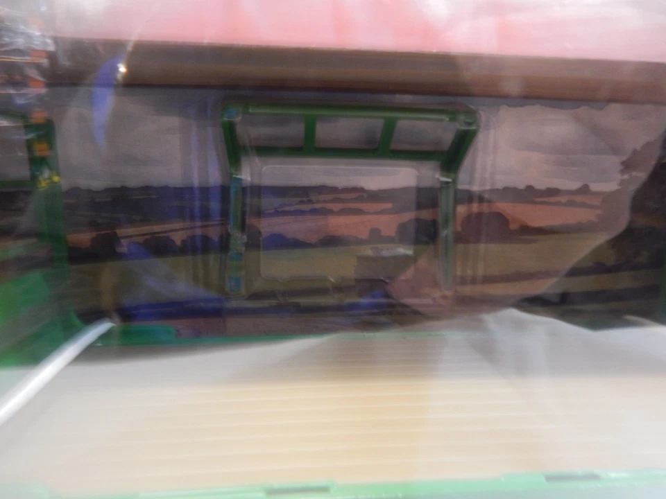 BRITAINS FLAT BED TWIN AXLE TRAILER 43414 BNIB 1:32 - Image 3 of 4