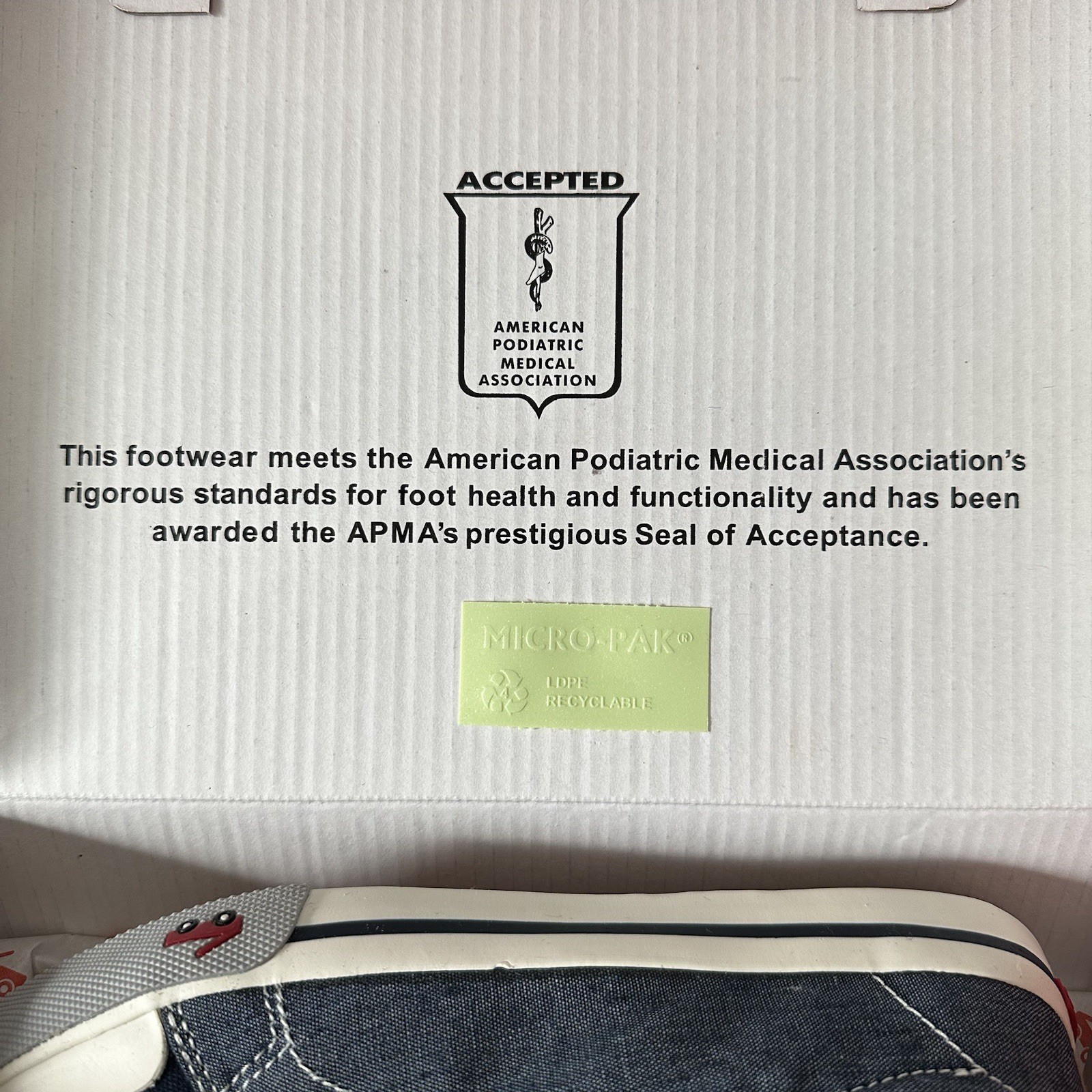 See Kai Run Stevie II Navy Denim Sneaker New In Box Size 2.5