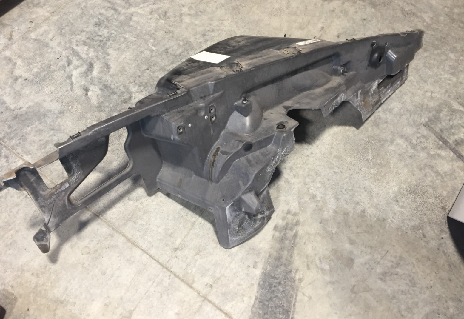 Chevrolet Corvette 2005-2013 Front Left Inner Fender liner