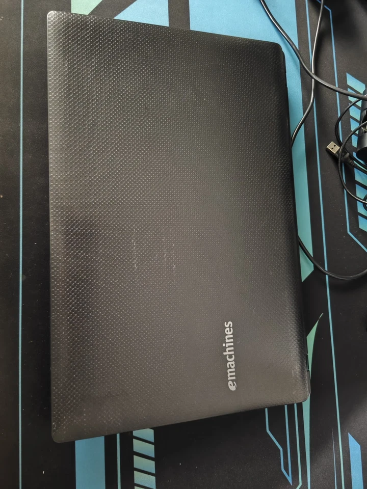 Notebook Acer 4Gb Ram Windows 10 Office Riprogrammato  - Immagine 2 di 4