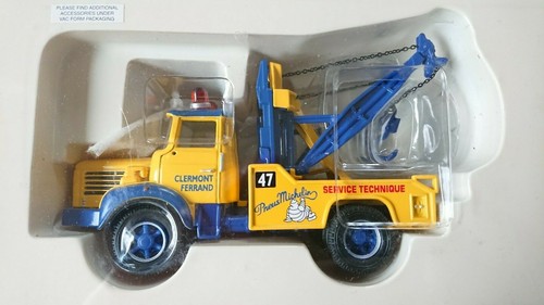 Corgi 70403 Bibendum Collection Depanneuse Berliet MICHELIN Wrecker Lorry NEW - Picture 2 of 3