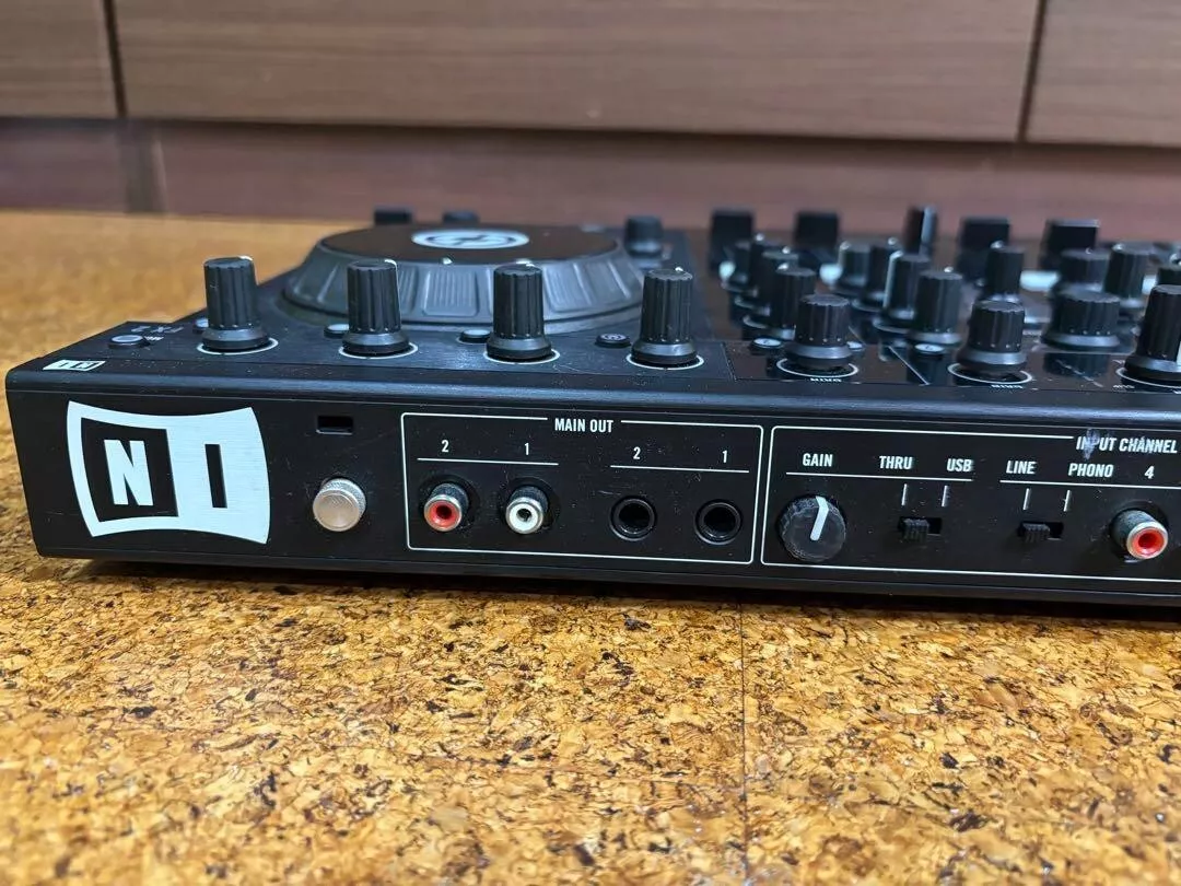 TRAKTOR KONTROL S4 MK1 DJ Controller Native Instruments used