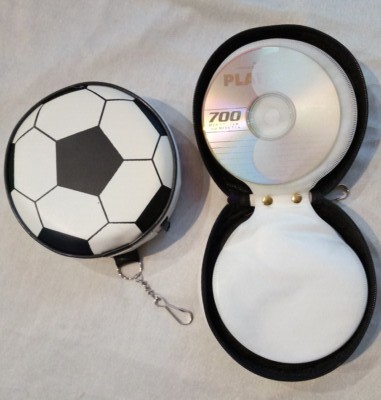 CD-Tasche für 24 CDs DVDs Fußballtasche schwarz-weiß Schutztasche CD/DVD Box