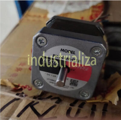 1PCS Used Vexta Oriental Motor stepping PK244M-01B good in condition