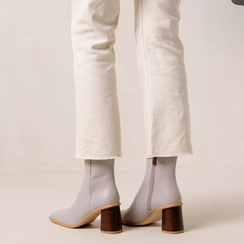 ALOHAS West Cape Vintage Leather Ankle Boots Size 11