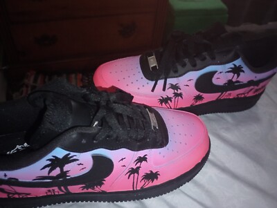 Size 7.5 men's Nike Air Force 1 Custom Low Black