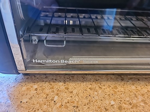 Tostapane e forno Hamilton Beach Toastation compatto 2 in 1 due fette modello 22708 - Foto 7 di 9