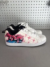 DC Shoes Court Graffik Womens Size 10 White Graffiti Logo Skate Shoes Pink