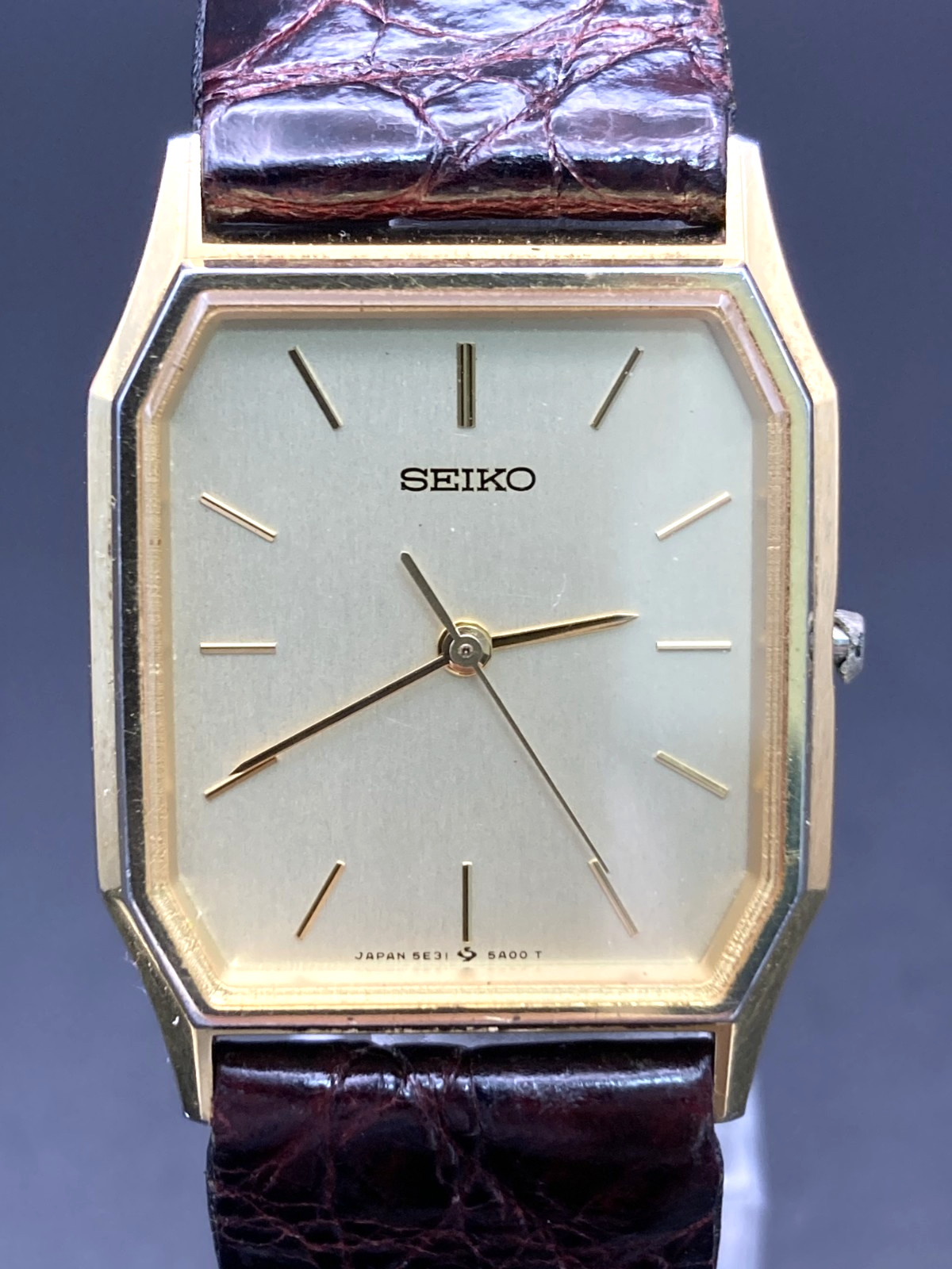 Quartz Japan Watch Dolce Vintage Mint] SEIKO Mens [Near Gold 5E31-5A00 Dial - vintagewatches.pk