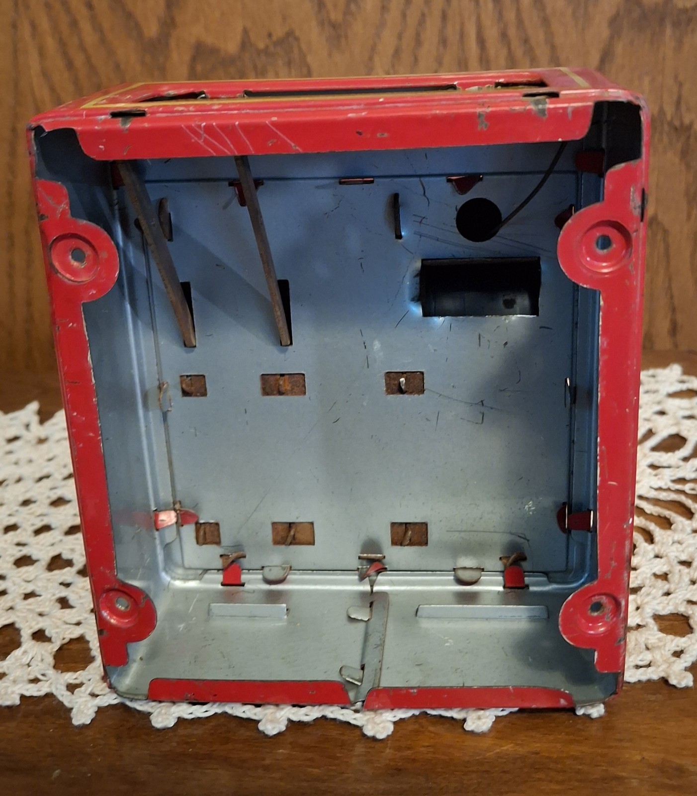 как выглядит Vtg Tin Easy Saver Cash Register Bank фото