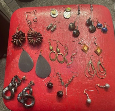 Lot of 15 Fish hook Pierced Earrings metal  stones leather wood assortment Cute!