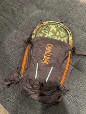 CamelBak MULE MTB Hydration Pack 3L 100 oz Brown/Camo Backpac & Bladder 