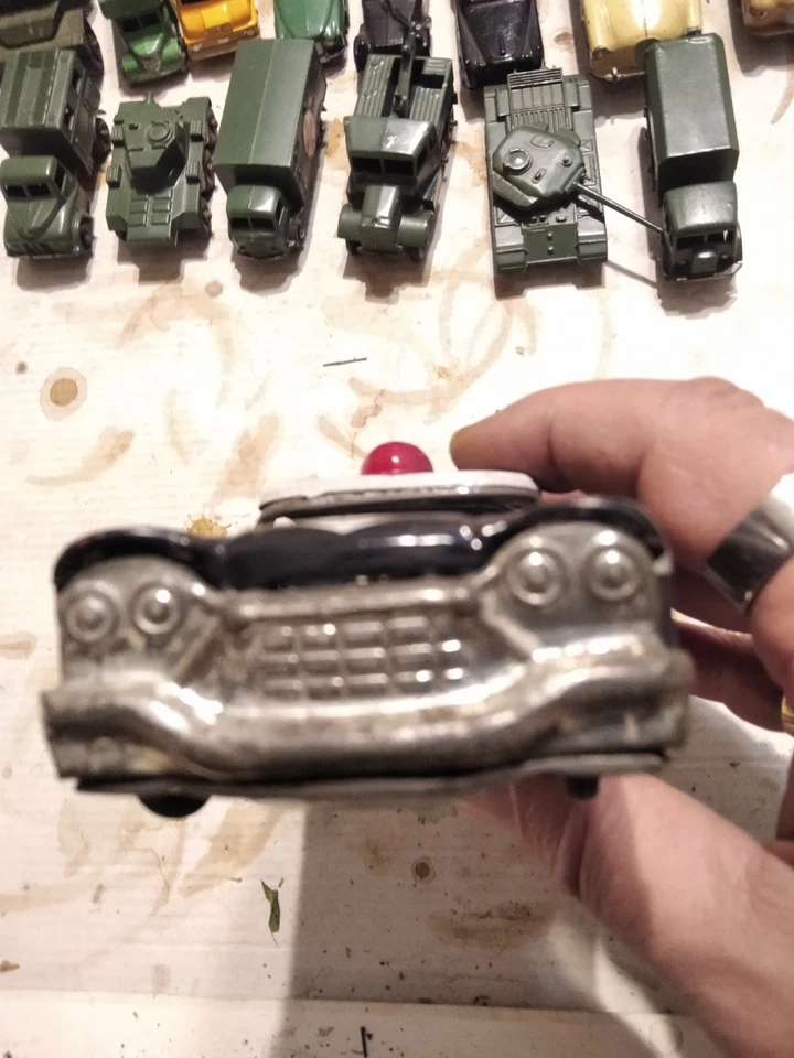 AUTO POLIZIA AMERICANA- LATTA- MADE IN JAPAN (?) 15 CM- BUONE CONDIZIONI - Immagine 4 di 4