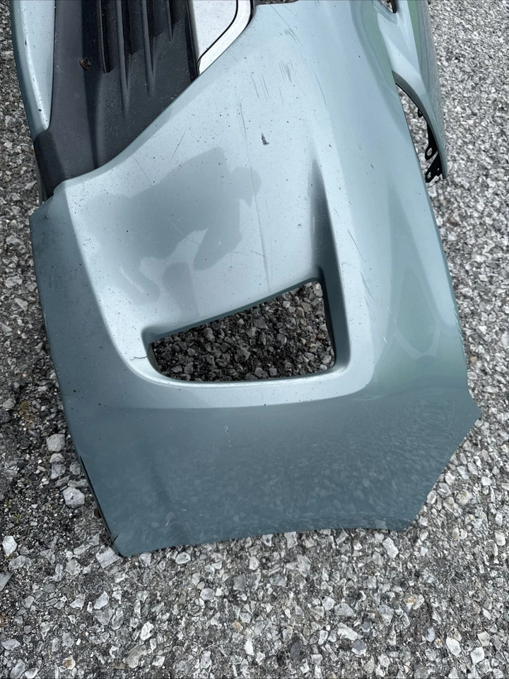 Cubierta del parachoques delantero OEM Toyota Prius 2012 2013 2015 Foto 2 de 4