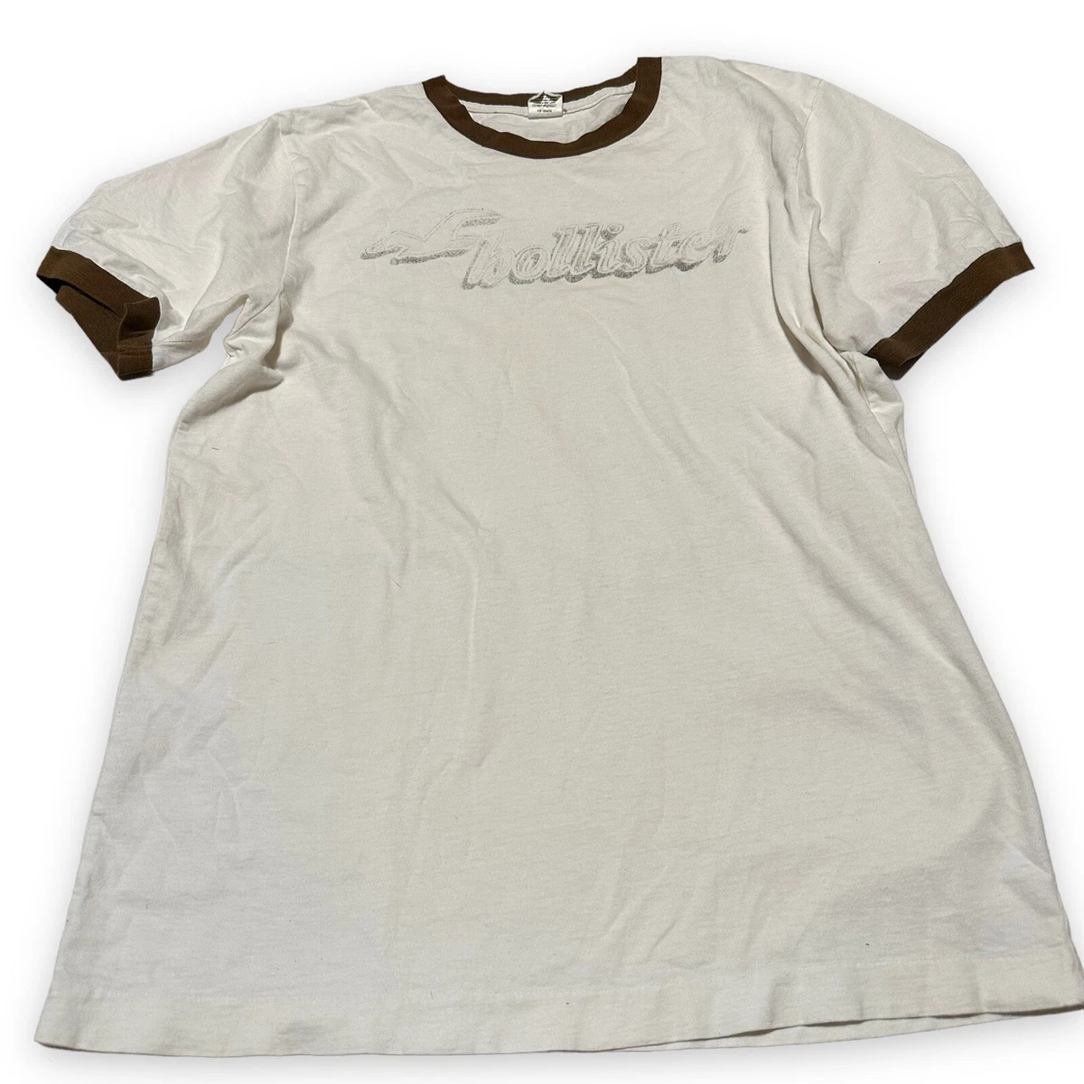 Hollister co hotsell t shirt