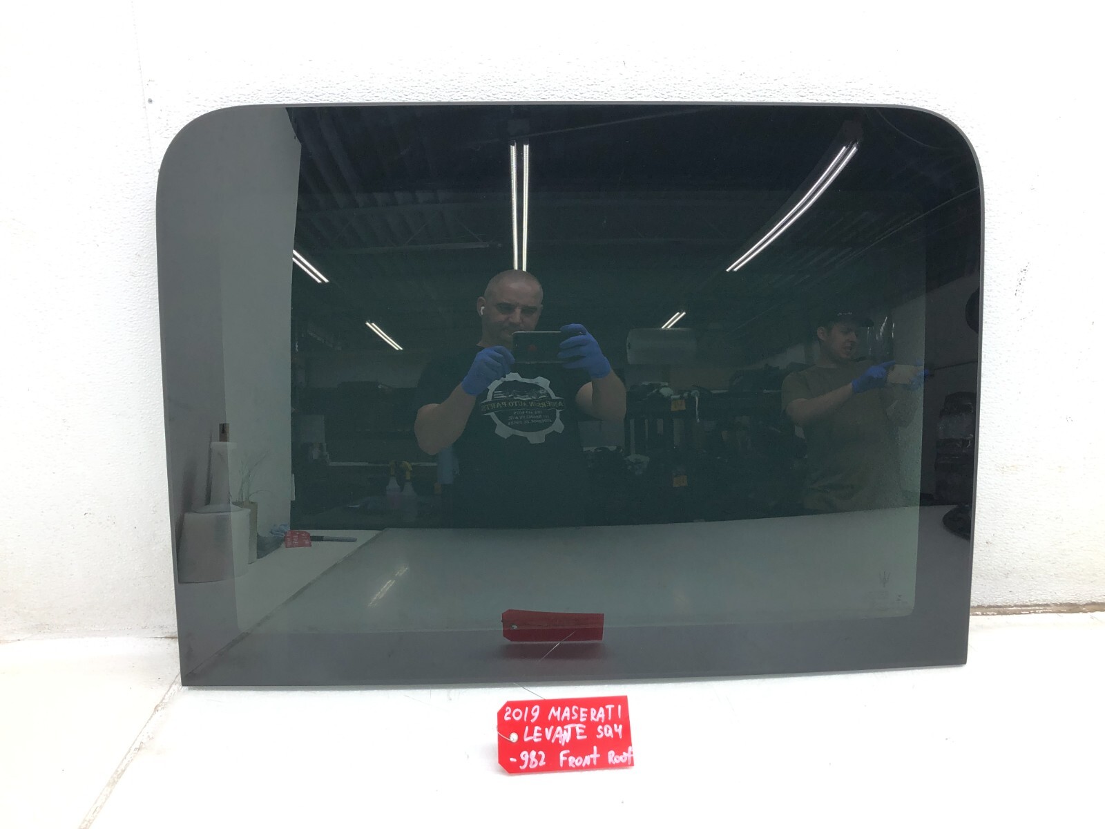 2017-2024 MASERATI LEVANTE S FRONT SUNROOF PANEL GLASS WINDOW OEM