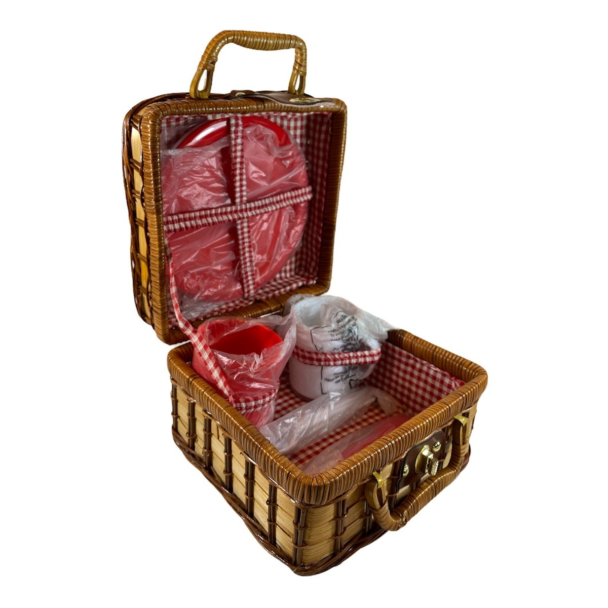 Small retro style Wicker Picnic Basket 11 pc Set Red & white