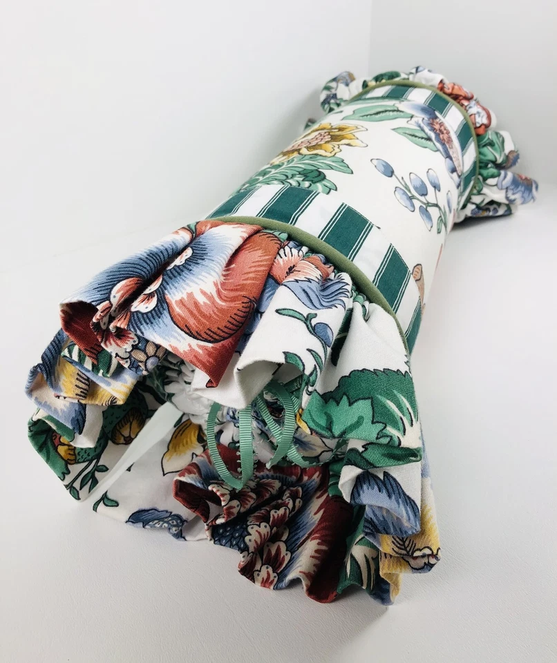 Almohada personalizada con cordón floral acolchado cuello acento 5th Ave Designs Foto 4 de 4