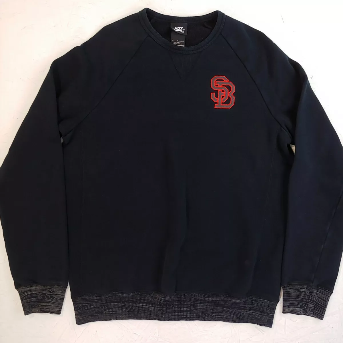 Nike SB Sweatshirt embroidered skateboarding size large wood grain