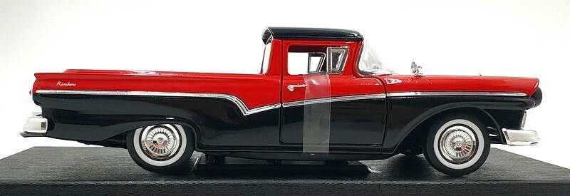 Road Legends 1/18 Scale Diecast 92208 - 1957 Ford Ranchero - Red/Black - Image 3 of 4