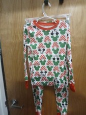 GIRLS DISNEY SIZE 8 MICKEY MOUSE PAJAMAS NEVER WORN NWOT